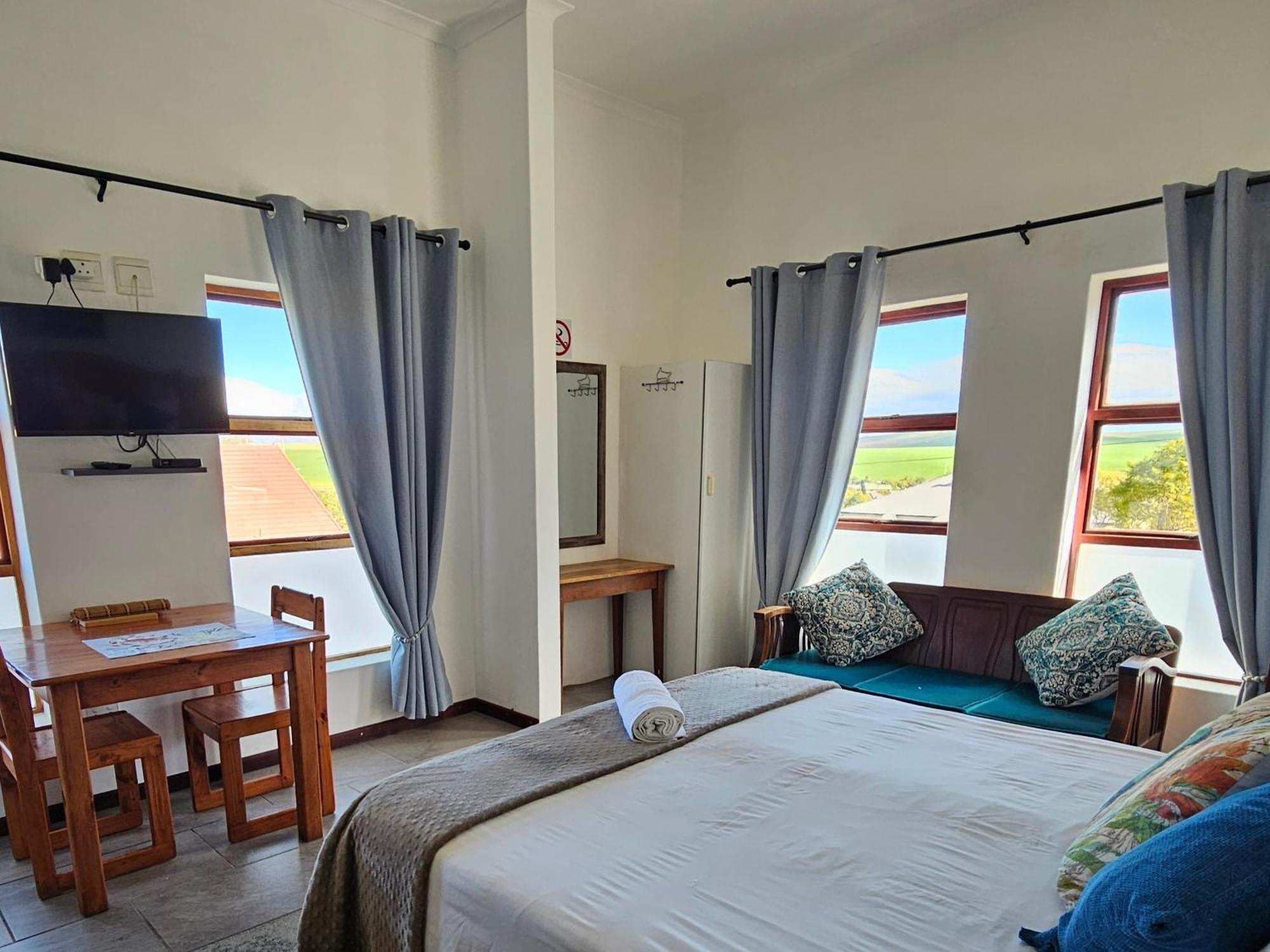Kelkiewyn Guesthouse カレドン エクステリア 写真