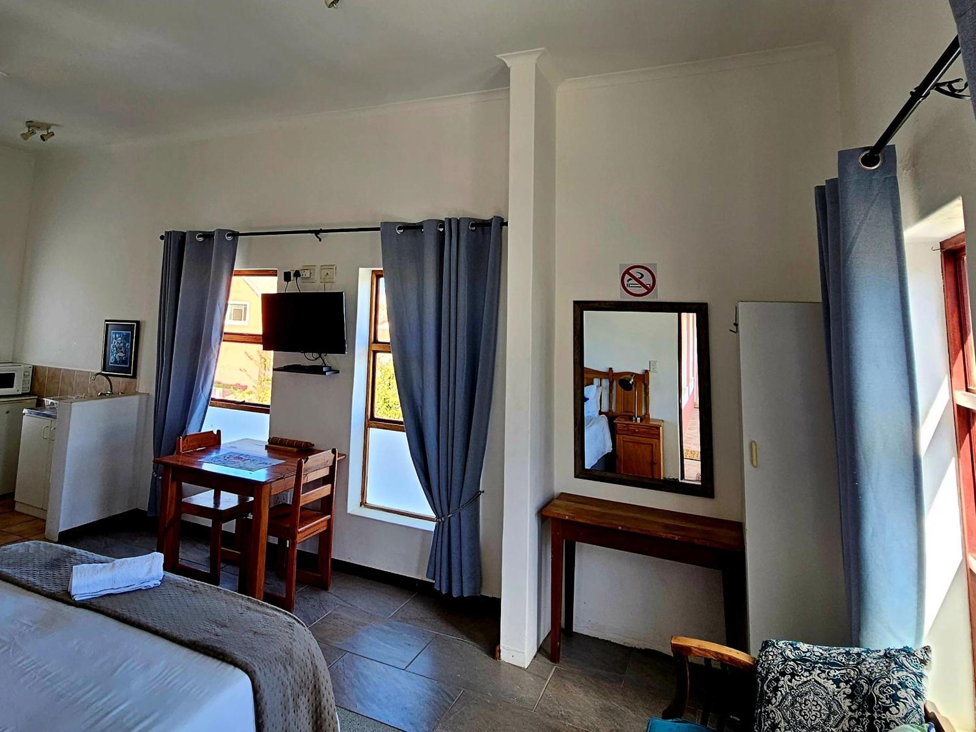 Kelkiewyn Guesthouse カレドン エクステリア 写真