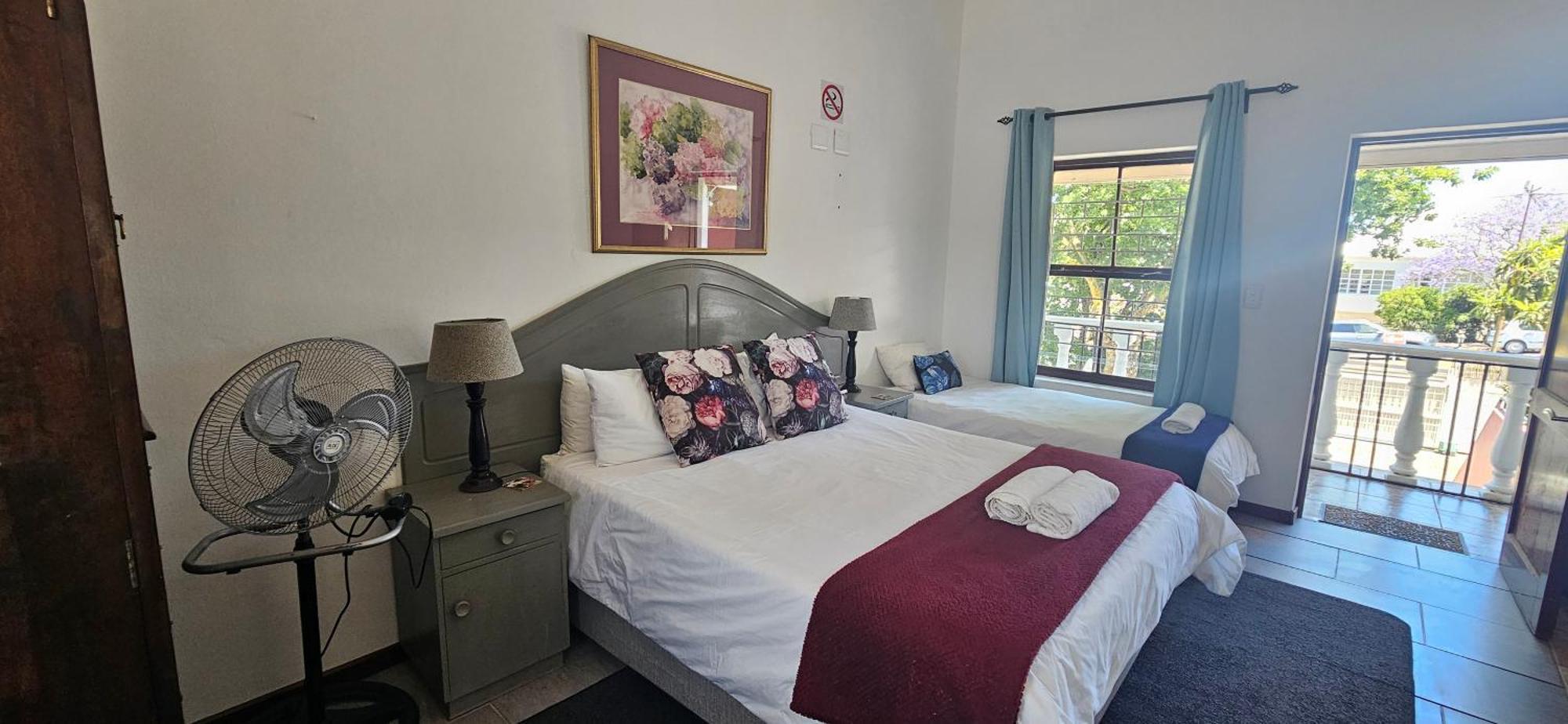 Kelkiewyn Guesthouse カレドン エクステリア 写真