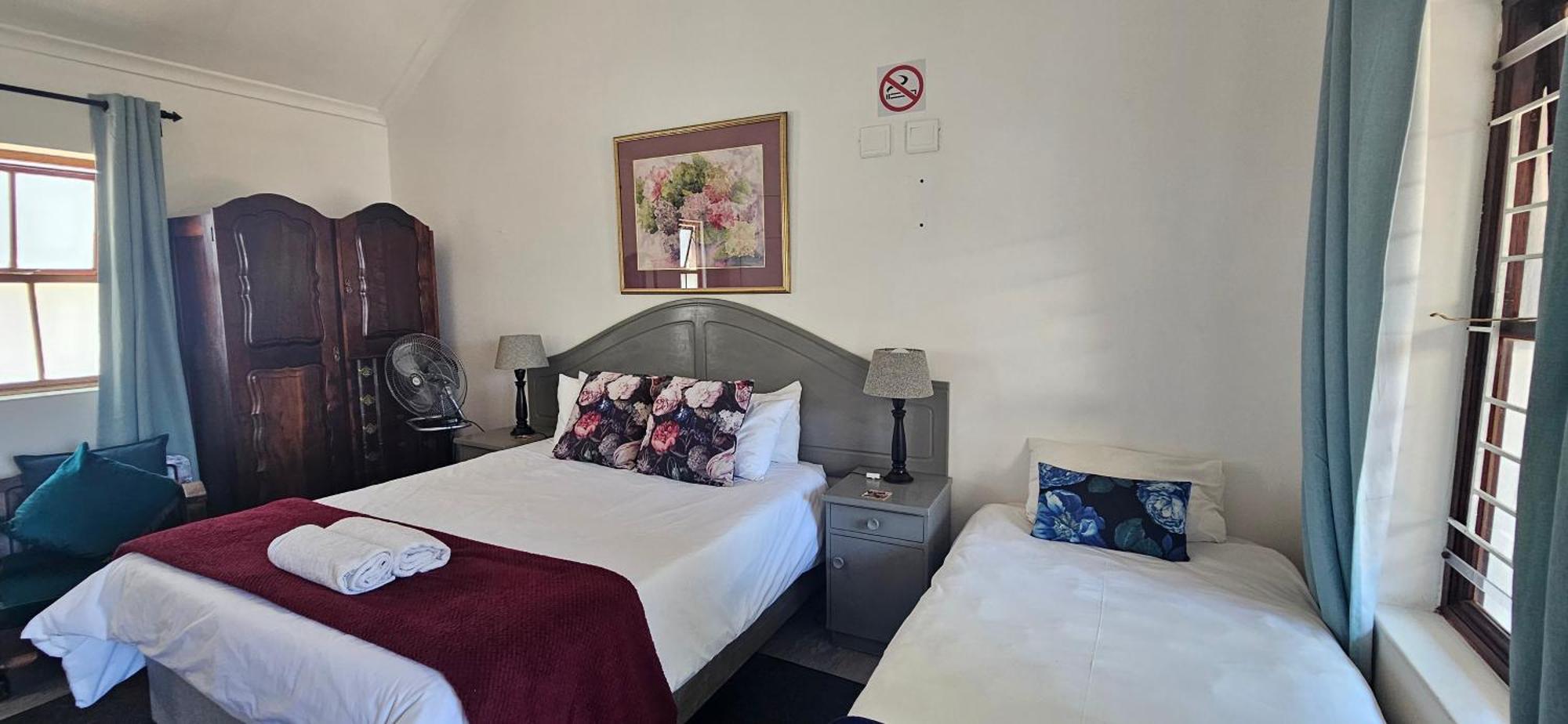 Kelkiewyn Guesthouse カレドン エクステリア 写真