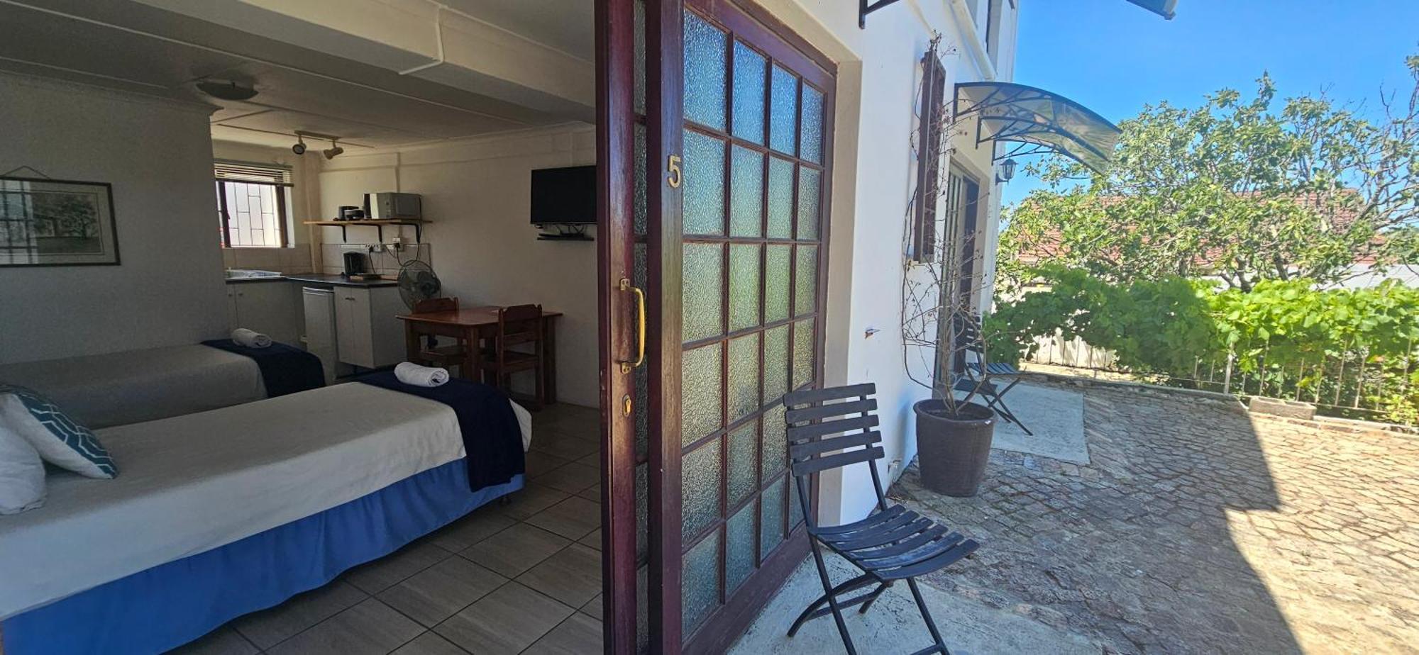 Kelkiewyn Guesthouse カレドン エクステリア 写真