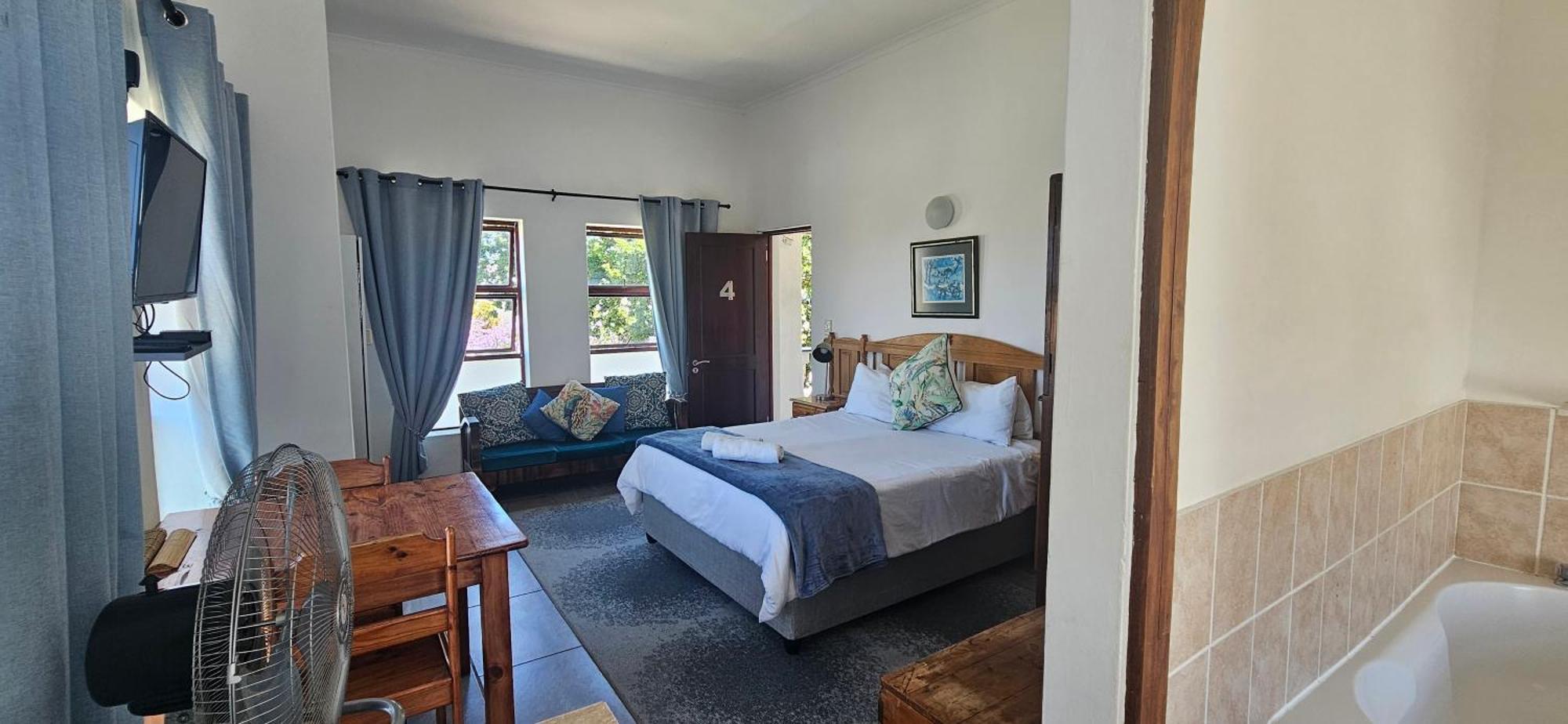 Kelkiewyn Guesthouse カレドン エクステリア 写真